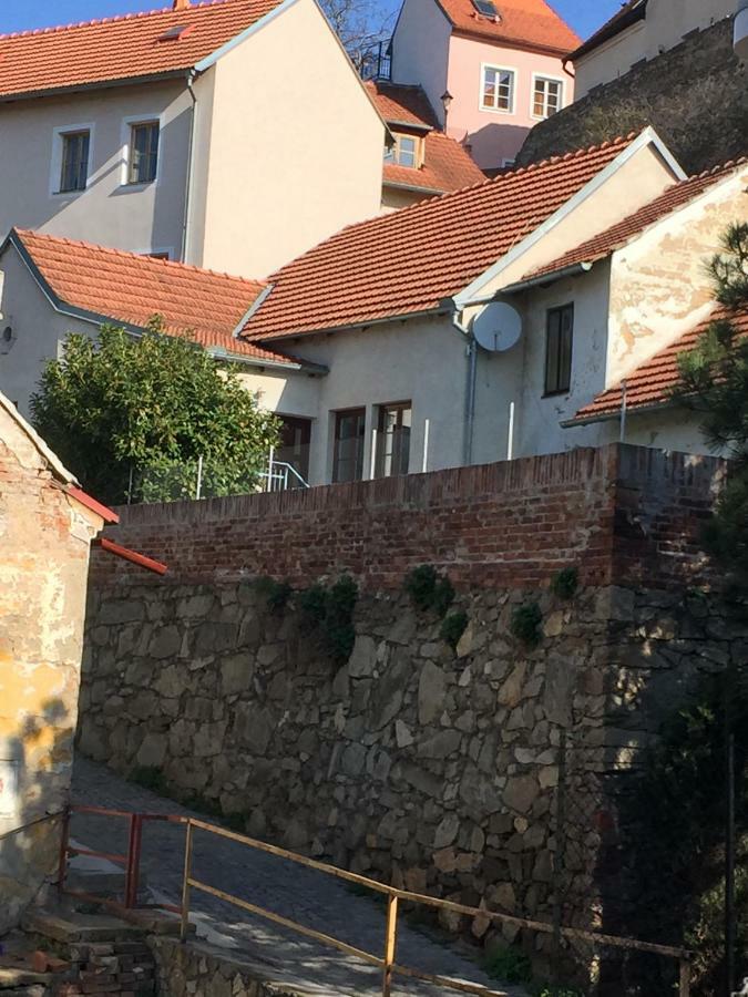 Penzion Ve Starem Meste 兹诺伊莫 外观 照片